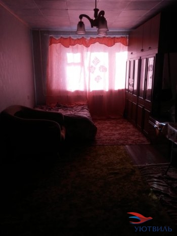 2х комнатная квартира г.  Верх-Нейвинский ул. 8 марта 7 в Красноуфимске - krasnoufimsk.yutvil.ru - фото 1