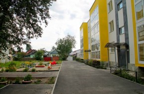 ул. Металлистов,14 в Красноуфимске - krasnoufimsk.yutvil.ru - фото 2